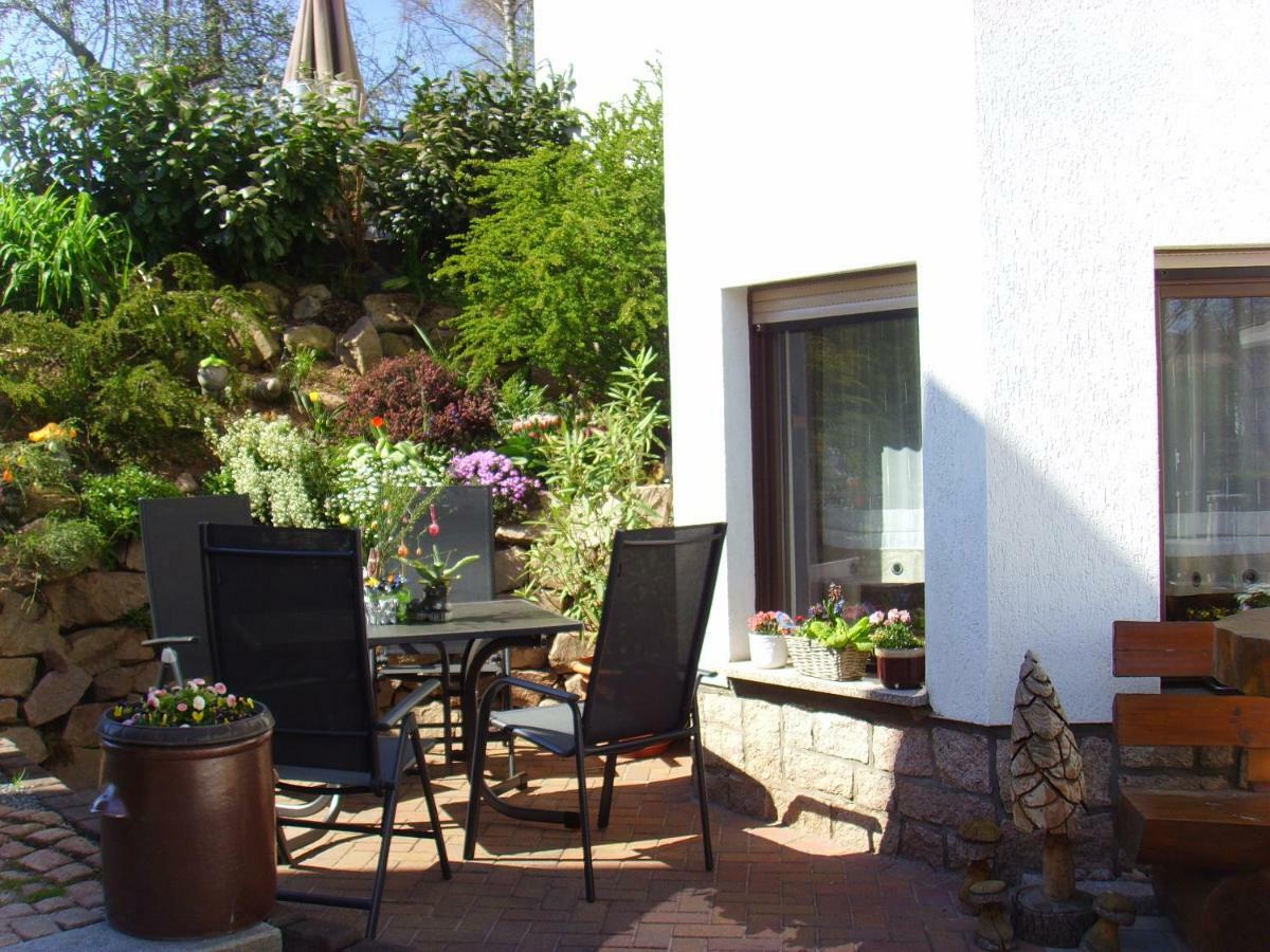 Ferienwohnung Reissmann Heinsdorfergrund Exteriör bild